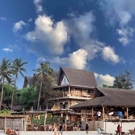 Vaayu Kula Mandrem Hotel Exterior photo